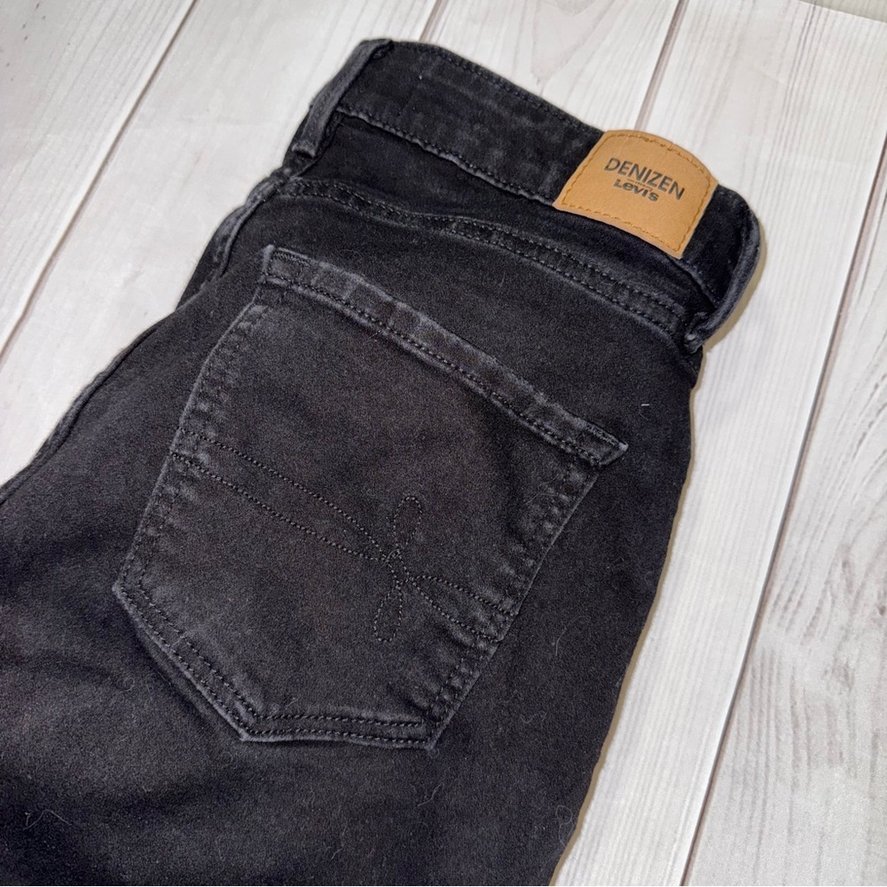 Denizen High Rise Levi Black Skinny Jeans - Size 6M - Picture 3 of 6